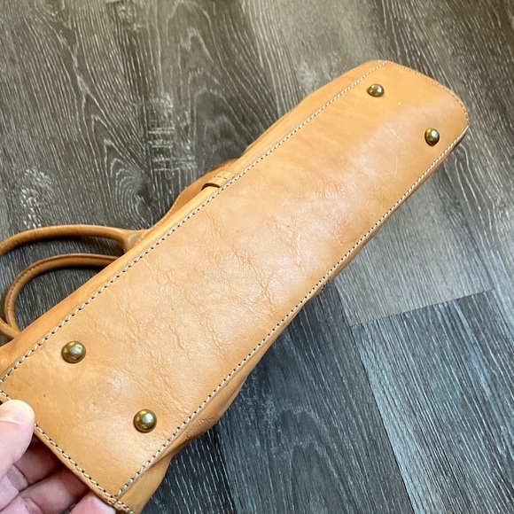 Fossil tan leather tote bag - Picture 8 of 17